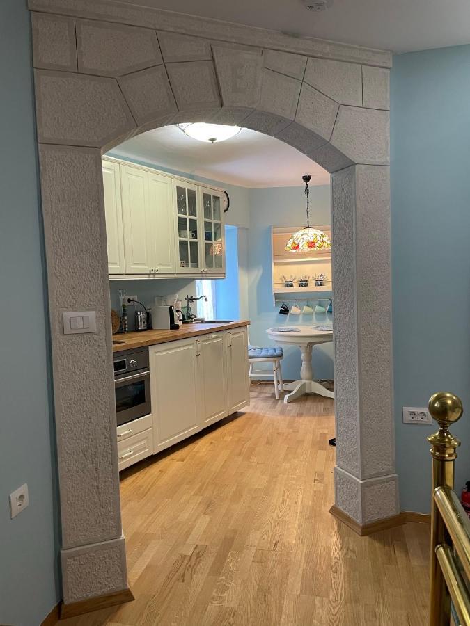 Studio Apartment Sweet Dreams Ровин Екстериор снимка